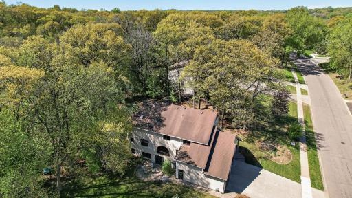 8750 Hunters Way, Apple Valley, MN 55124