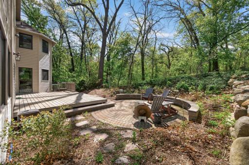 8750 Hunters Way, Apple Valley, MN 55124