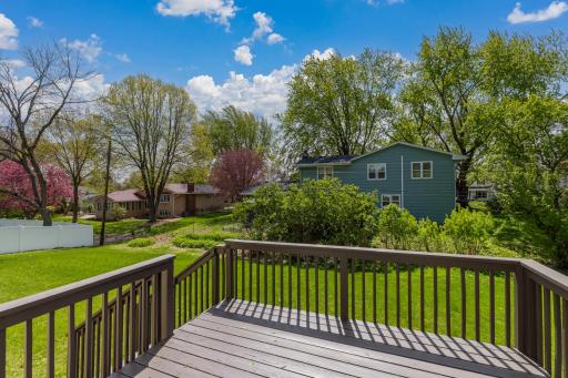 738 County Road B E, Saint Paul, MN 55117