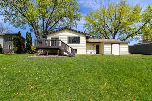 738 County Road B E, Saint Paul, MN 55117