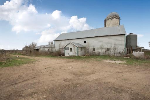 21372 273rd Ave, Paynesville, MN 56362