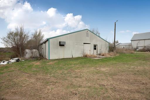 21372 273rd Ave, Paynesville, MN 56362