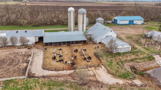 21372 273rd Ave, Paynesville, MN 56362