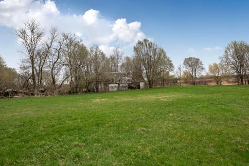 21372 273rd Ave, Paynesville, MN 56362
