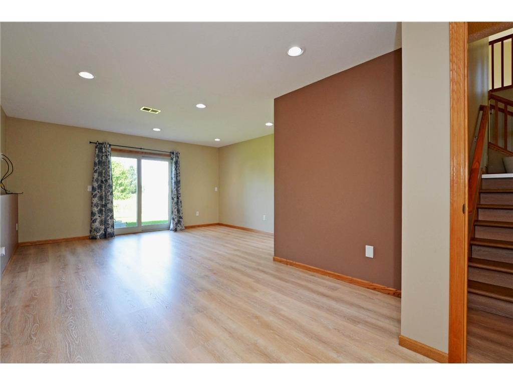 406 66 lower level.jpg