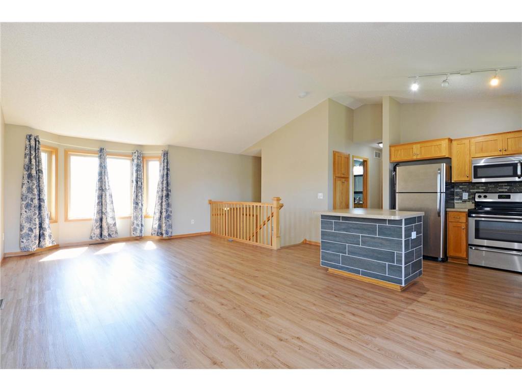 406 66 living room.jpg