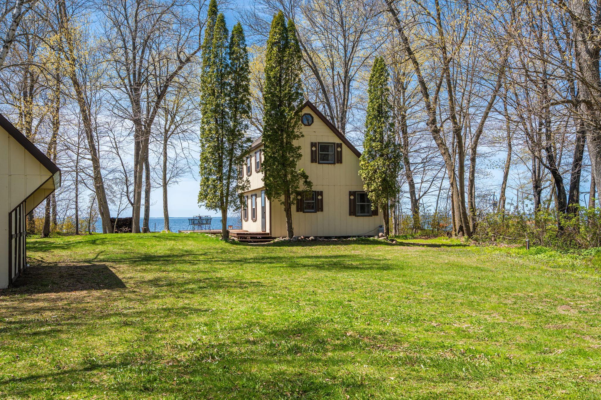 3-web-or-mls-18955-329th-pl.jpg