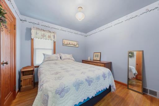 30 bedroom 2.jpg
