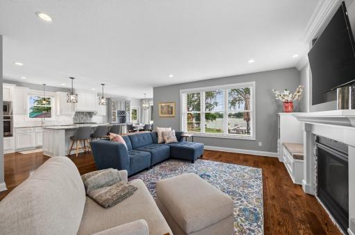 400 E Horseshoe Drive, Saint Paul, MN 55126