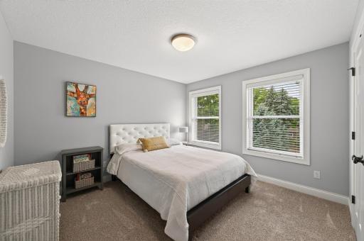 400 E Horseshoe Drive, Saint Paul, MN 55126