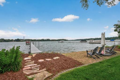 400 E Horseshoe Drive, Saint Paul, MN 55126
