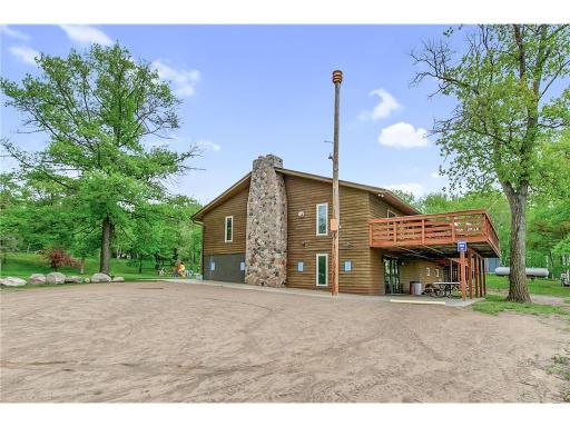 8370 Sioux Trail SW, Motley, MN 56466
