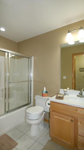 8292 Labont Way, 200, Eden Prairie, MN 55344