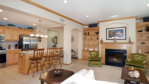 8292 Labont Way, 200, Eden Prairie, MN 55344