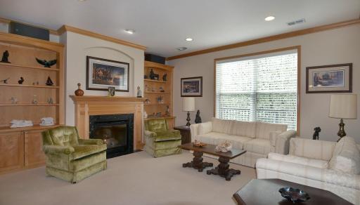 8292 Labont Way, 200, Eden Prairie, MN 55344