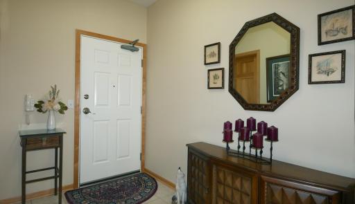 8292 Labont Way, 200, Eden Prairie, MN 55344