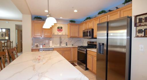 8292 Labont Way, 200, Eden Prairie, MN 55344
