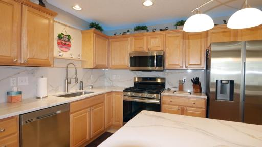 8292 Labont Way, 200, Eden Prairie, MN 55344