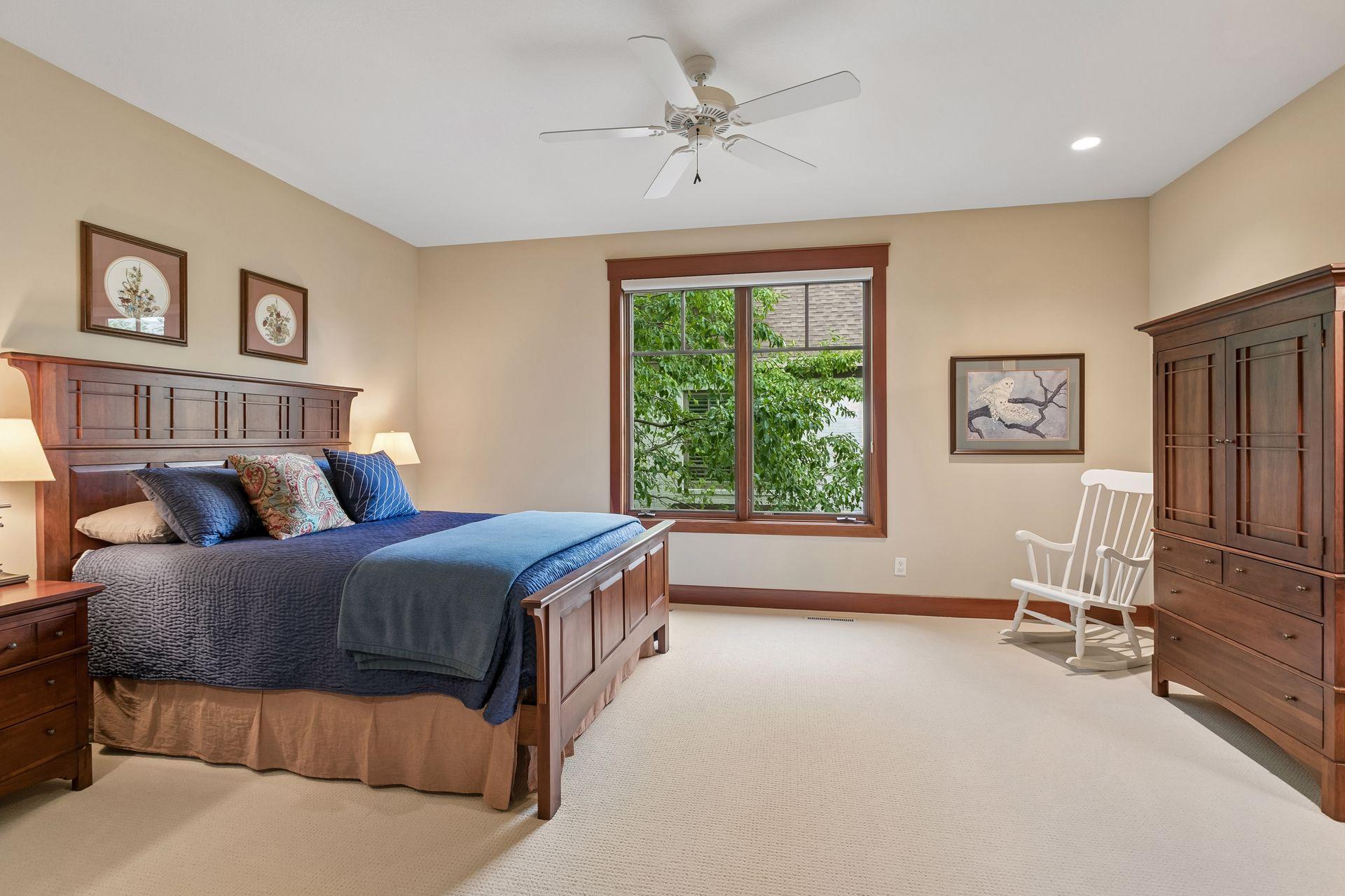 Upper level bedroom 2