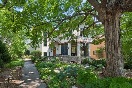 721 Rice Street E, Wayzata, MN 55391