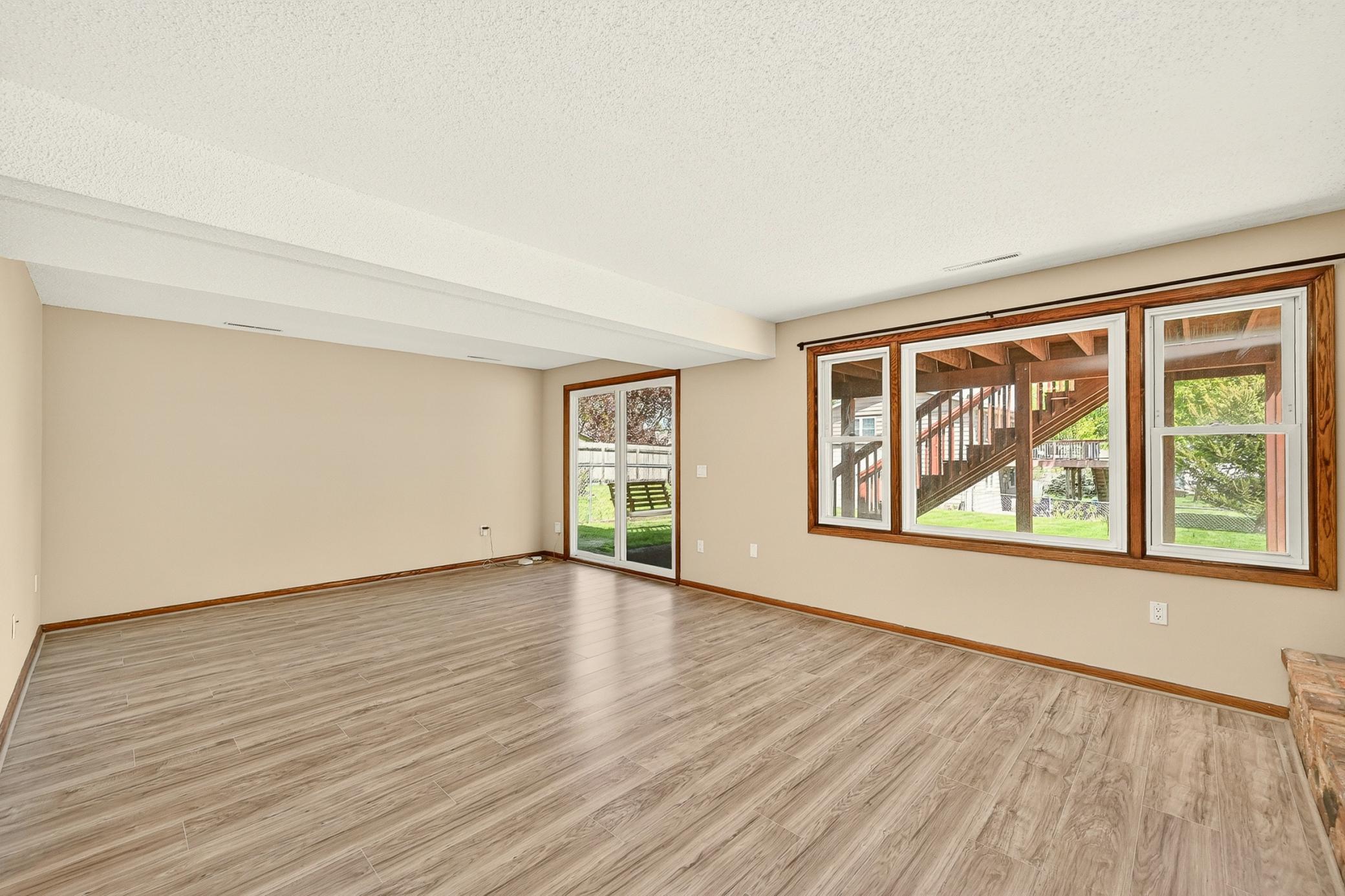 Basement walk out to back patio