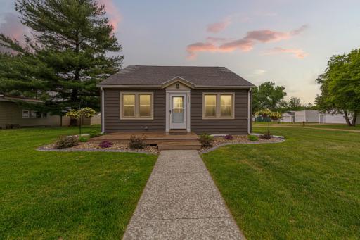 111 Joy Avenue SW, Madelia, MN 56062