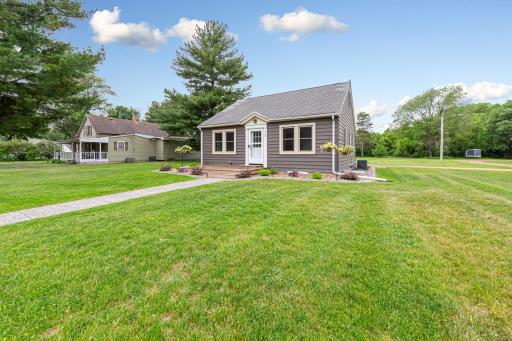 111 Joy Avenue SW, Madelia, MN 56062