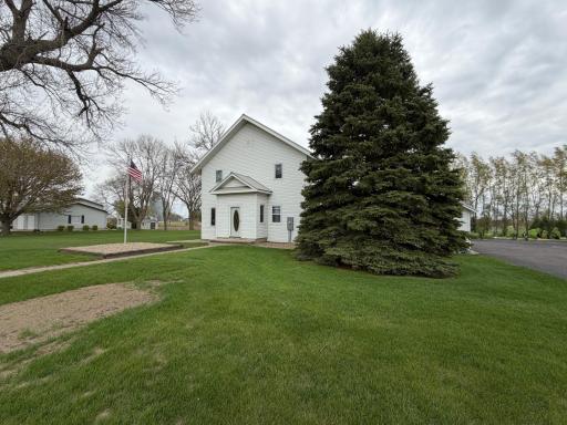 312 W Luverne Street, Magnolia, MN 56158