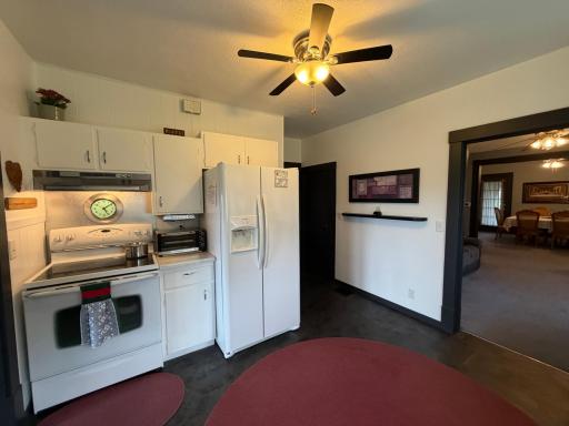 312 W Luverne Street, Magnolia, MN 56158