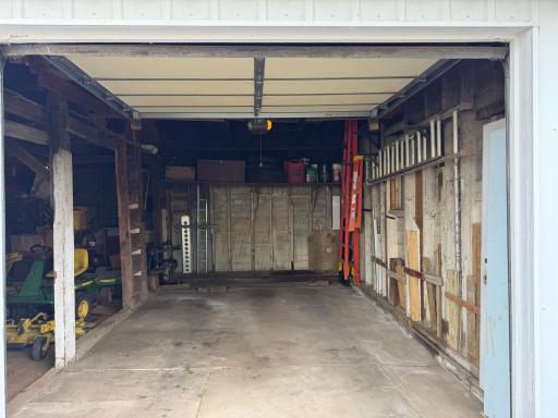 312 W Luverne Street, Magnolia, MN 56158