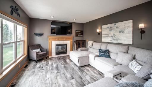 20364 Enright Way, Farmington, MN 55024