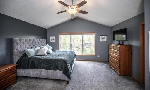 20364 Enright Way, Farmington, MN 55024