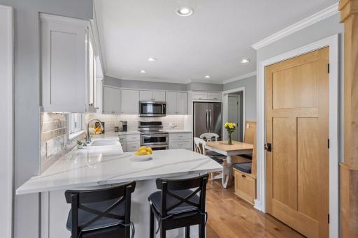 6206 Cascade Pass, Chanhassen, MN 55317