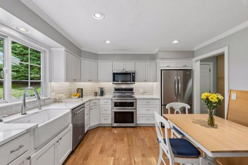 6206 Cascade Pass, Chanhassen, MN 55317