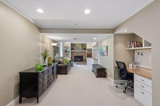 6206 Cascade Pass, Chanhassen, MN 55317
