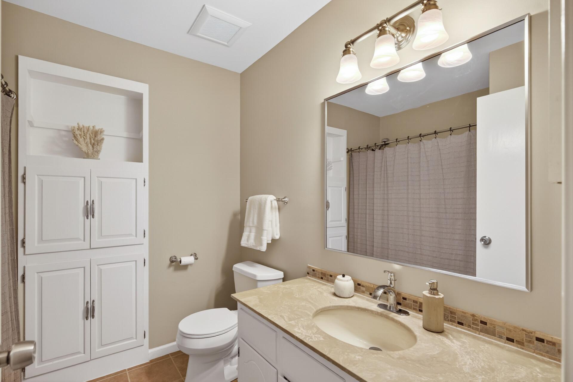 Main Floor Full Bathroom