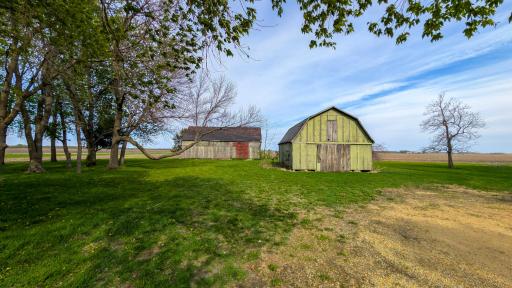 11197 608th Avenue, Minnesota Lake, MN 56068