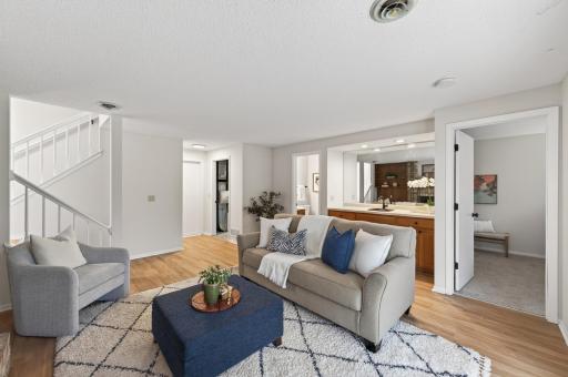 3618 Gershwin Lane N, Oakdale, MN 55128