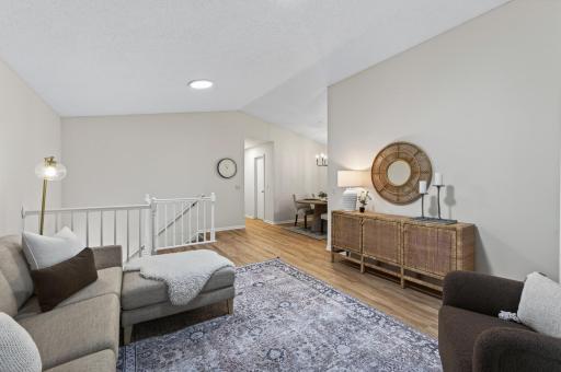 3618 Gershwin Lane N, Oakdale, MN 55128