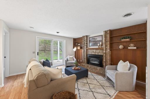 3618 Gershwin Lane N, Oakdale, MN 55128