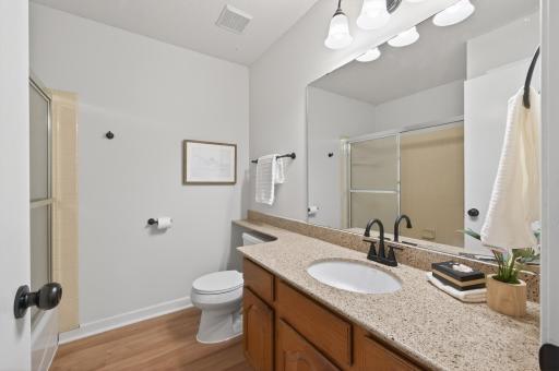 3618 Gershwin Lane N, Oakdale, MN 55128