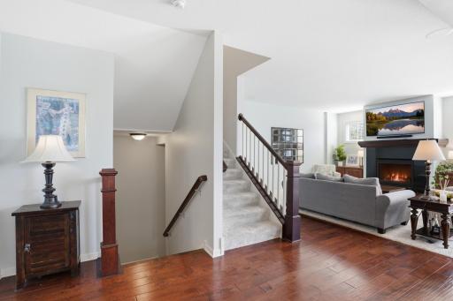 A welcoming transition between levels with open sightlines throughout.