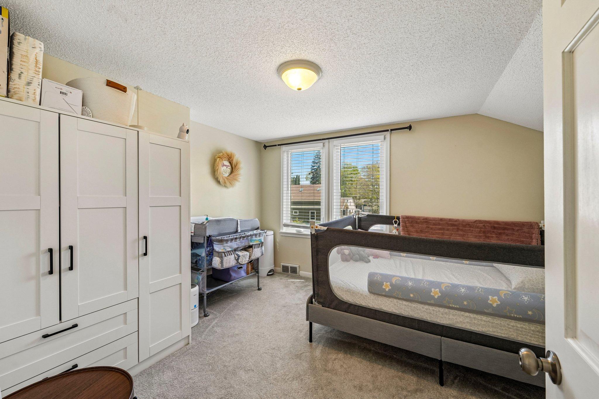 5023 Edgewater Drive