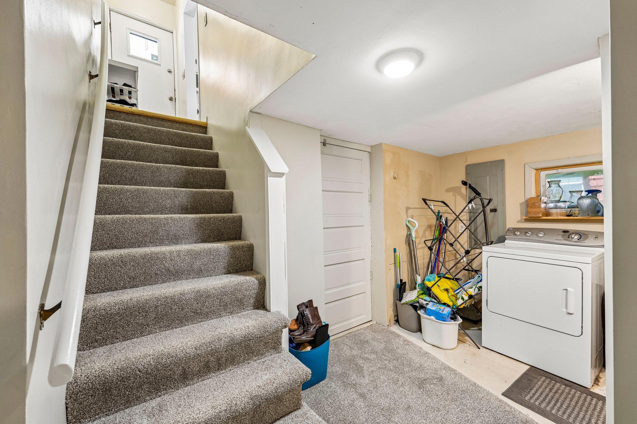 5023 Edgewater Drive