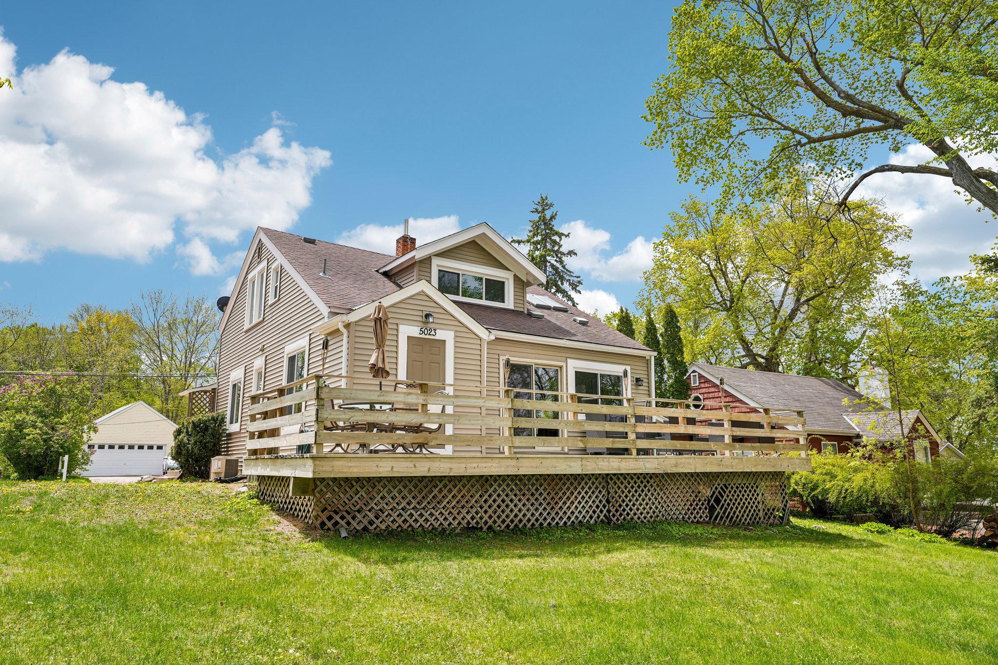 5023 Edgewater Drive