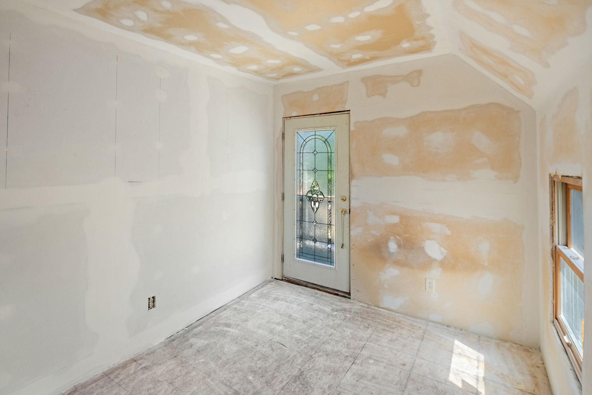 Bonus Room - no closet or heat source could easily become a 4th bedroom on the upper floor