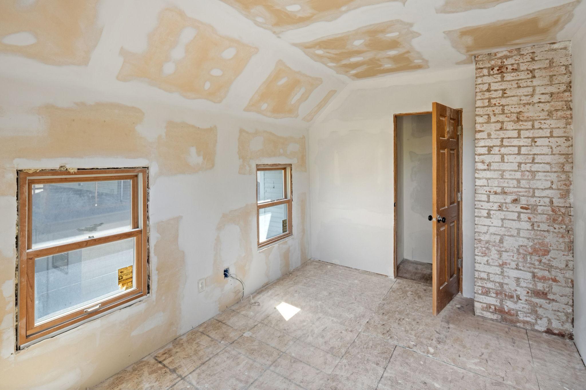 Bonus Room - no closet or heat source could easily become a 4th bedroom on the upper floor