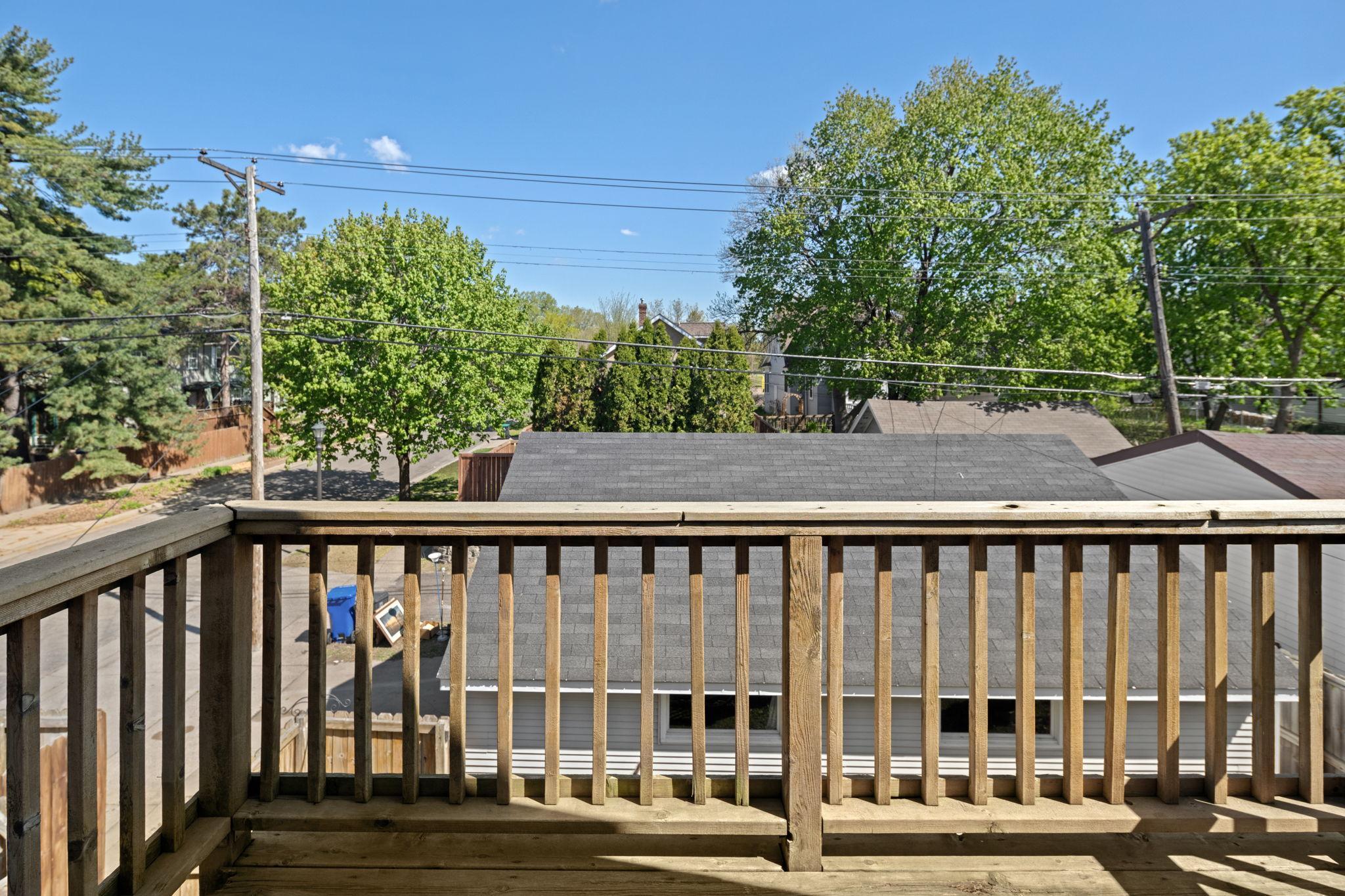 Deck off of the Bonus Room