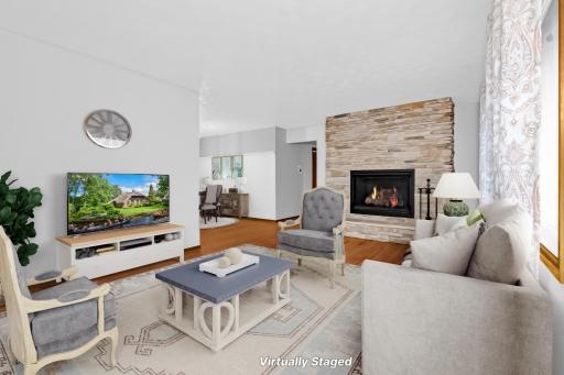 2013 Jade Lane, Eagan, MN 55122