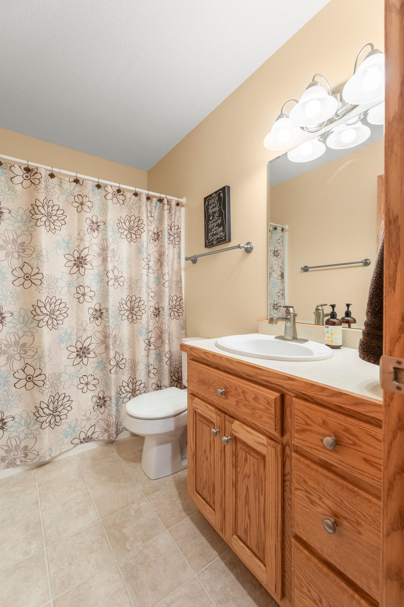 Main Level Guest Bath